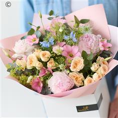 Hand-tied bouquet with Peony